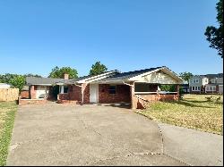 1618 N Union Avenue, Shawnee OK 74804