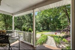 86 Thresher Rd, Hampden MA 01036