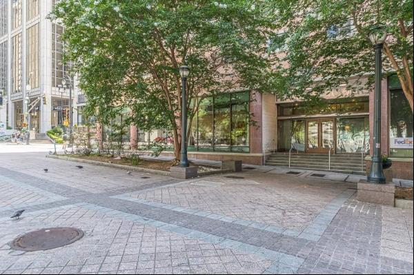 300 Peachtree Street NE #23A, Atlanta GA 30308