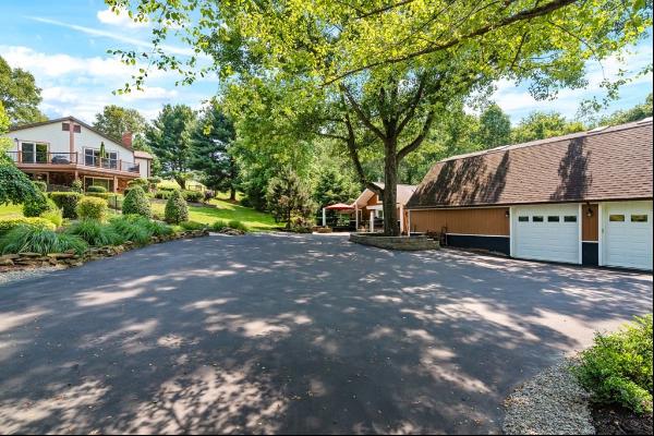 180 Lower Harmony Rd, Connoquenessing Twp PA 16052