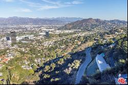 7810 Torreyson Drive, Los Angeles CA 90046