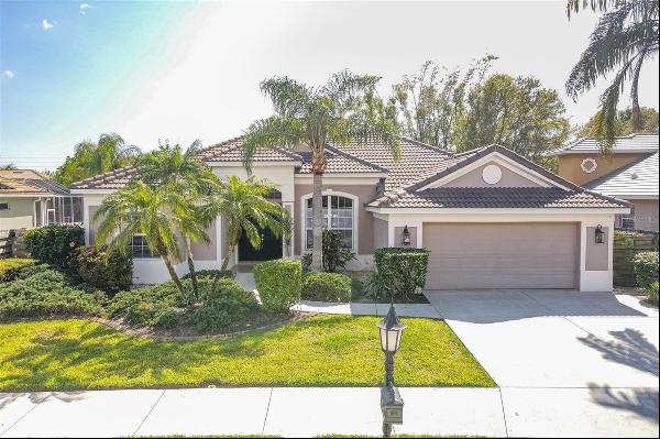 5699 Eastwind Drive, Sarasota FL 34233