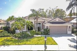 5699 Eastwind Drive, Sarasota FL 34233