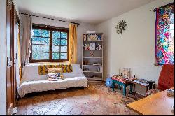 Character Villa in Vence: Peaceful Haven in Nature