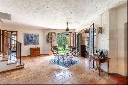 Character Villa in Vence: Peaceful Haven in Nature