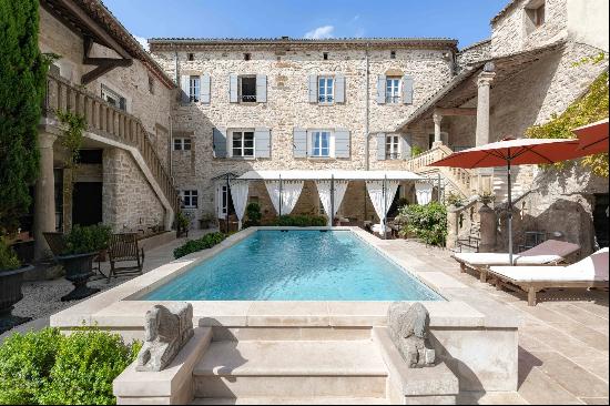 Vente - Propriete Uzes - 1a 150a 000a 