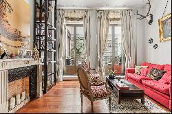 Paris 8th - Golden Triangle - Luxurious apartment with terraces