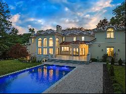 Gorgeous Colonial