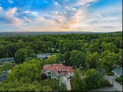 Gorgeous Colonial