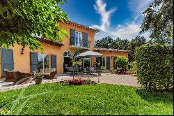 Grasse near Mougins: charming villa