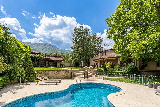 Outstanding house with unique yard and pool