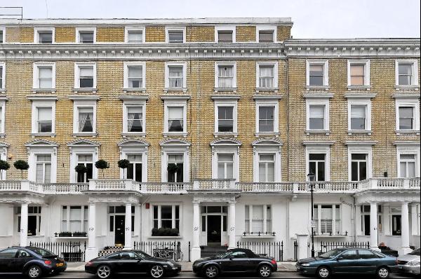 Wonderful two bedroom flat to rent in Chelsea.