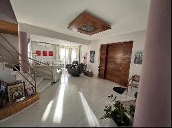 4+1 Bedroom Detached VIlla in Larnaca