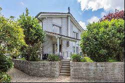 Semi-detached house located in a dead-end with beautiful open views