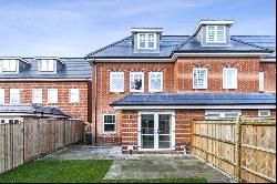 Combe Place, Cobham, Surrey, KT11 2FJ