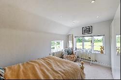 Kenardington, Ashford, Kent, TN26 2NH