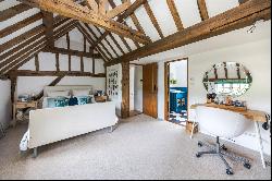 Barnsfold Lane, Rudgwick, Horsham, West Sussex, RH12 3BN