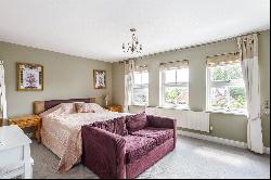 Spring Gardens, Newbury, Berkshire, RG20 0PR