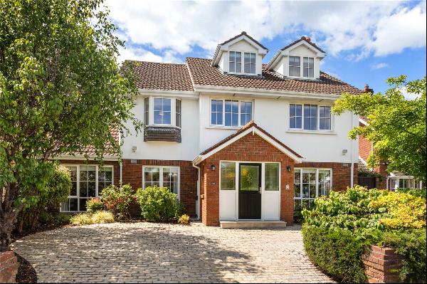 Cairn Hill, Foxrock, Dublin 18, D18 N8N2