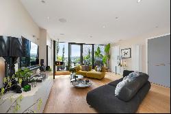 8/30 Simpson Loan, Quartermile, Edinburgh, EH3 9GS