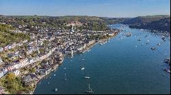 Clarence Hill, Dartmouth, Devon, TQ6 9NX