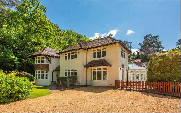 Crabtree Lane, Churt, Farnham, Surrey, GU10 2LA