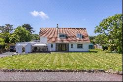 Calais Lodge, Calais Road, St Martin, Guernsey, GY46AP