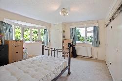 Holly Lane, Harpenden, Hertfordshire, AL5 5DY