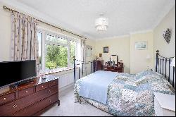 Stonecross Lane, Lindfield, Haywards Heath, West Sussex, RH16 2QU