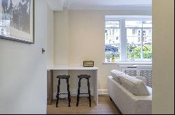 Vicarage Court, Vicarage Gate, London, W8 4HE