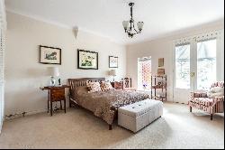 Riverside, Marlow, Buckinghamshire, SL7 2AB