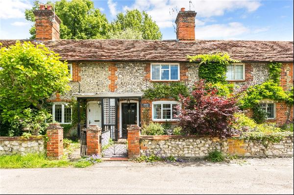 Ferry Lane, Medmenham, Marlow, Buckinghamshire, SL7 2EZ