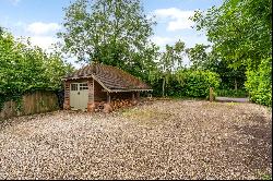 Hatt Common, East Woodhay, Newbury, Berkshire, RG20 0NQ