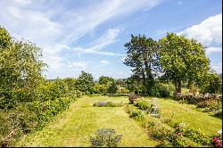 The Street, Sutton, Pulborough, West Sussex, RH20 1PS