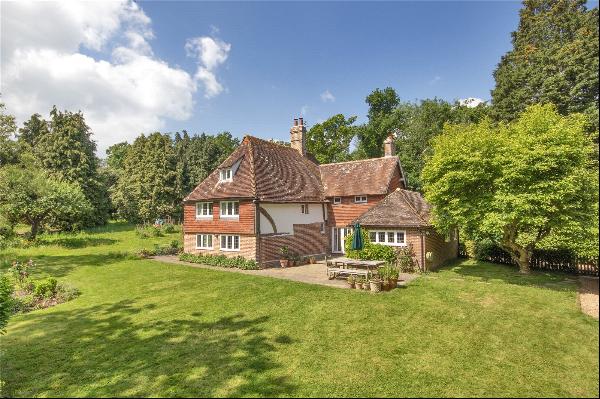 Smarts Hill, Penshurst, Tonbridge, Kent, TN11 8EB