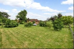 Borough Oaks Farm, Hale Street, East Peckham, Tonbridge, Kent, TN12 5HZ