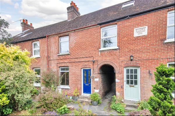 Garden Terrace, High Street, Seal, Sevenoaks, Kent, TN15 0AW