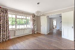 Chanctonbury Drive, Sunningdale, Ascot, Berkshire, SL5 9PT