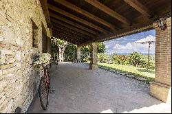 Villa with panoramic views of the Umbrian hills