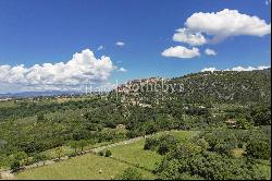 Villa with panoramic views of the Umbrian hills