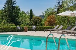 Grasse : Gorgeous family villa with guest cottage