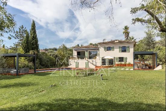 Valbonne - Walking distance from the village - 4/5 bedrooms