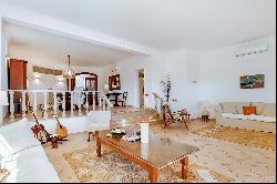 Detached house, 5 bedrooms, for Sale