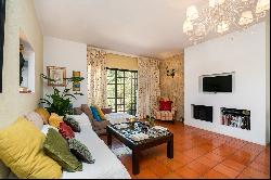 Semi-detached house, 4 bedrooms, for Sale