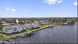 1900 Tarpon Lane Ln #301, Vero Beach FL 32960