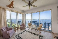 1900 Tarpon Lane Ln #301, Vero Beach FL 32960