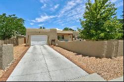 3707 La Hacienda Drive NE, Albuquerque NM 87110