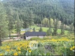 10642 Merry Canyon Road, Leavenworth WA 98826