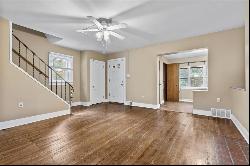 6449 Landview Rd, Squirrel Hill PA 15217