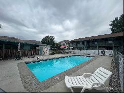 10 S Cove Ave #10, Wenatchee WA 98801